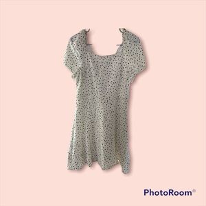 Loft dress size 6 white with polka dots